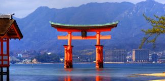 Đền Itsukushima - di sản văn hoá thế giới nổi tiếng Nhật Bản